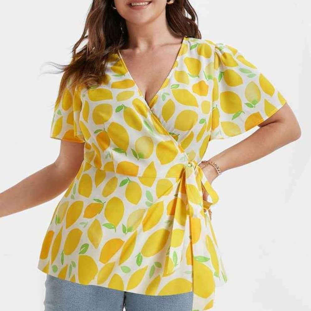 Bloomchic Lemon Top size 1x New with tags